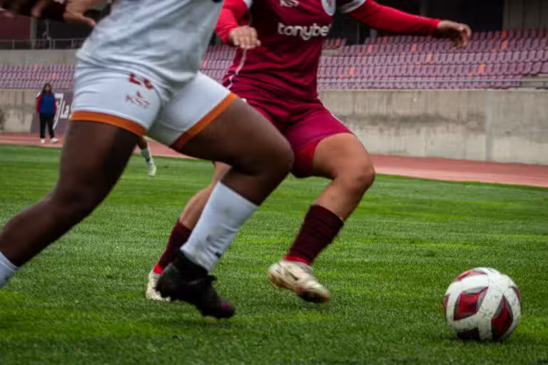 La Préparation Physique pour les U17 : Optimiser la Performance des Jeunes Athlètes