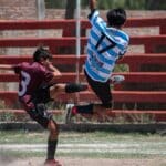 découvrez l'univers des gardiens de but : techniques, astuces et performances. apprenez comment ces joueurs essentiels assurent la sécurité des filets et influencent les matchs. explorez leur rôle, leur entraînement et les plus grands gardiens de l'histoire du football.