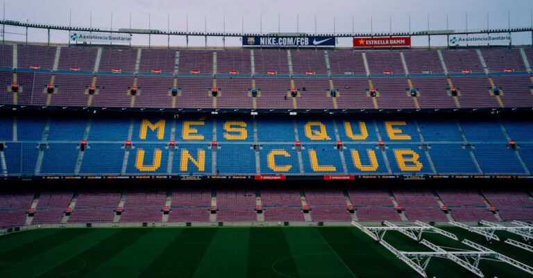 découvrez l'univers passionnant de la liga, le championnat de football espagnol qui rassemble les meilleures équipes et joueurs du monde. suivez l'actualité, les résultats et les moments forts de cette compétition emblématique.