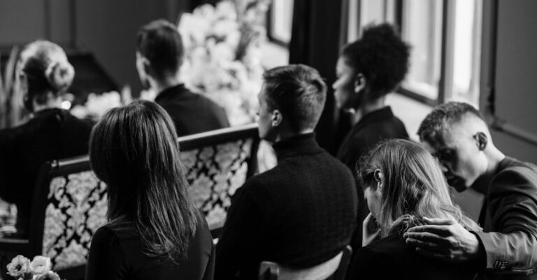 découvrez les émotions et les réflexions profondes liées au thème de l'adieu dans notre dernier article, où nous explorons les différentes façons de dire au revoir et les souvenirs qu'ils laissent derrière eux.