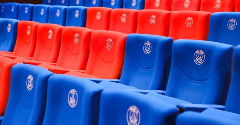 découvrez toute l'actualité du paris saint-germain : résultats, classements, transferts et analyses des matchs. restez informé sur l'équipe la plus emblématique du football français.