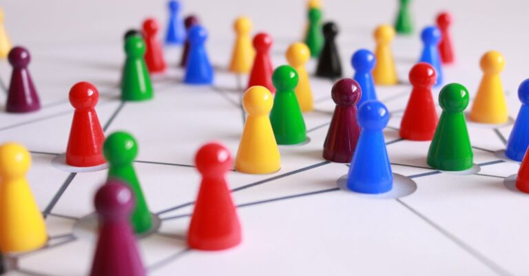 découvrez teams, la plateforme de collaboration qui facilite le travail d'équipe avec des outils de communication, de partage de fichiers et de gestion de projets intégrés. restez connecté et productif, que vous soyez au bureau ou à distance.